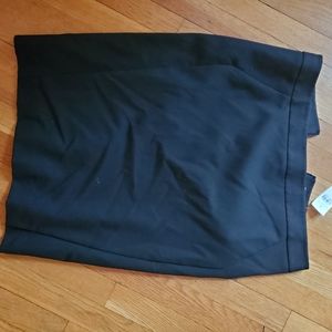 Loft pencil skin to knee